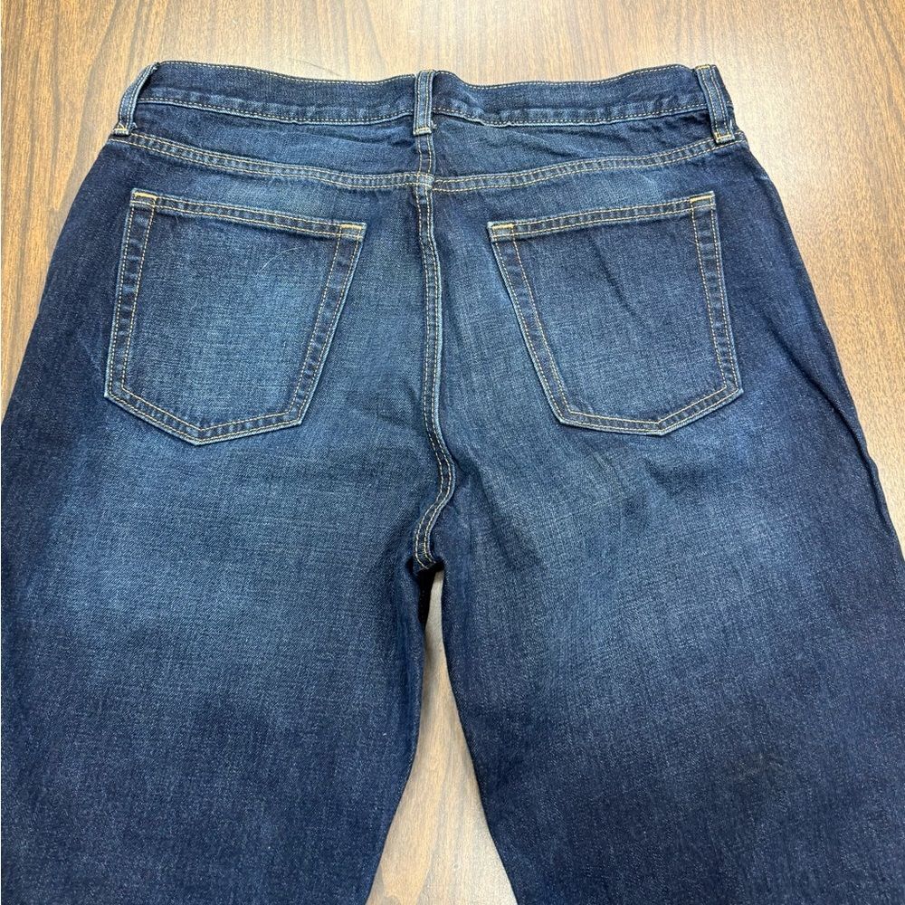 Old Navy men’s size 34 x 34” Classic Blue Denim Jeans loose fit - Picture 9 of 10